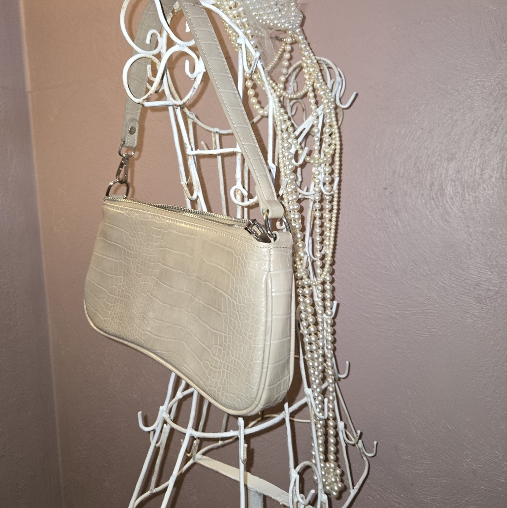 Nude Shoulder Bag